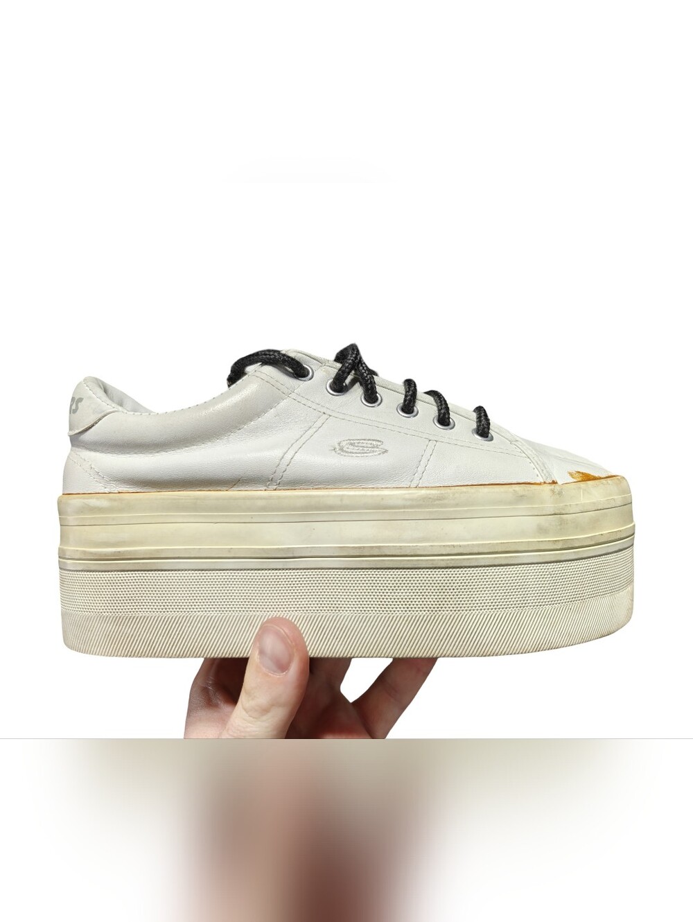 Vintage Skechers White Leather Platform Sneakers with Black Laces and Thick Sole